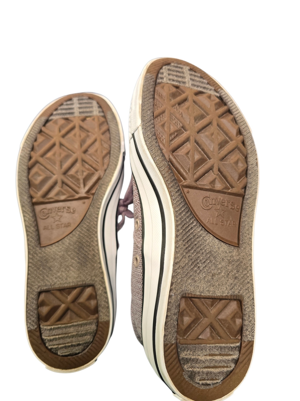 Converse Women’s Classic Low Top Sneakers - Picture 3 of 4